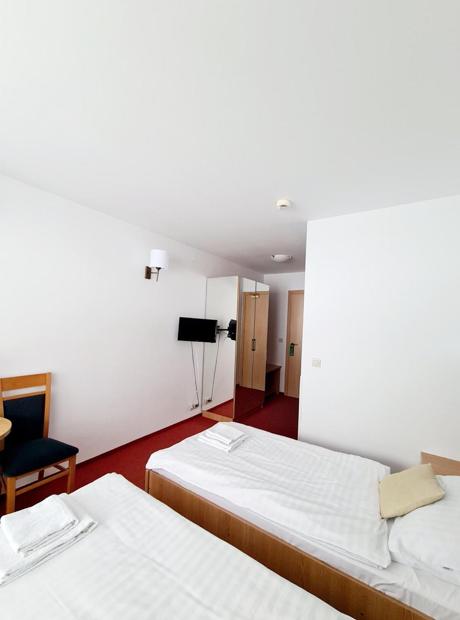 Ski Hotel Piwniczna-Zdroj Εξωτερικό φωτογραφία